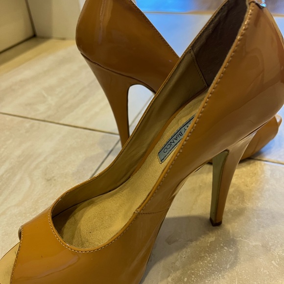 Tony Bianco 7 - Picture 5 of 6